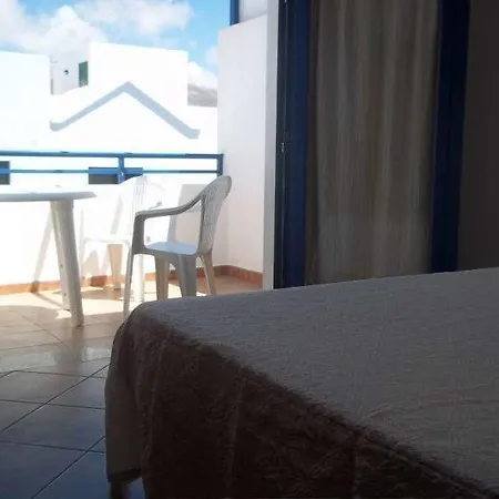 Bikfam Apartment Famara